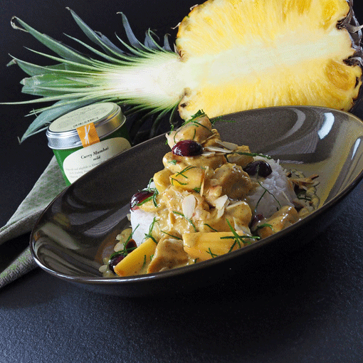 Riz Casimir mit Curry Mumbai, Pute und Früchten