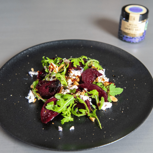 Gebackene Rote Bete mit Ziegenkäse und Rucola