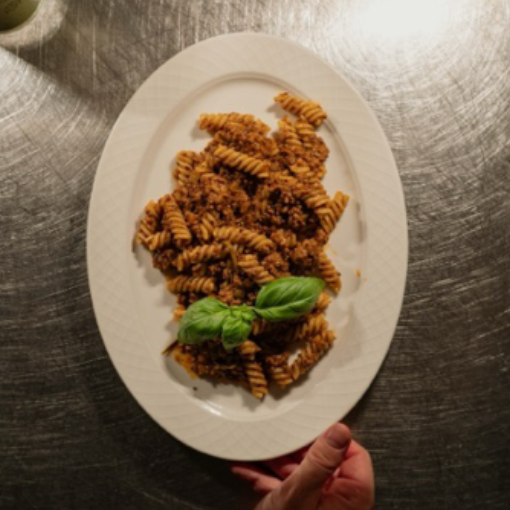 Ragù alla Bolognese mit Rindfleisch und Rotwein