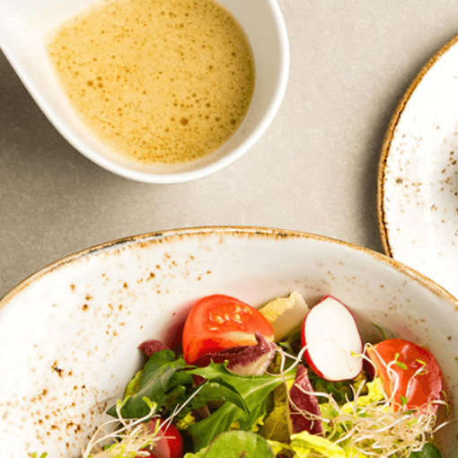 Honig-Senf-Dressing mit Dijon und weißem Balsamico
