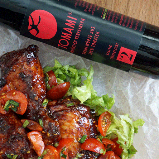 Smoked Chicken mit TOMAMI vom Grill