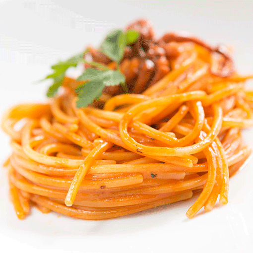 Spaghetti-alla-chitarra-mit-Baby-Tintenfisch-by-butchergrannys