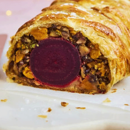 Vegetarisches-Wellington-mit-roter-Beete-Butternussk-rbis-Linsen-und-Kastanien_by-Butchergrannys